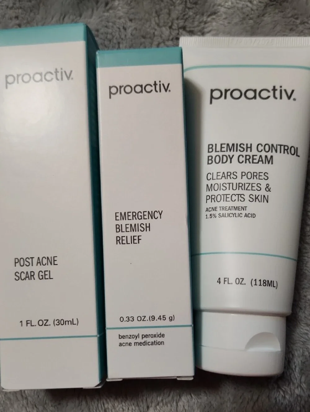 Proactiv And 4 Purple Bio-Collagen Mask Pack with Travel Pouch